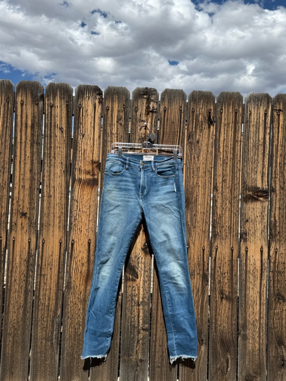 Frame - Le High Skinny - High Waisted Light Wash Jeans - Blue